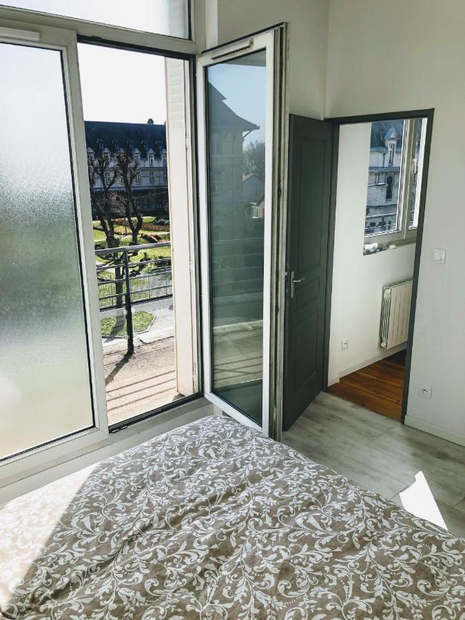 Le Seize - Parking Prive Apartman Châlons-en-Champagne Kültér fotó